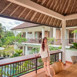 Holiday park Tri Dewi By Pramana